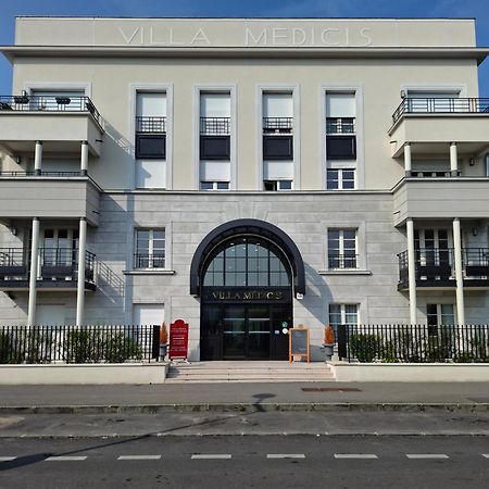 Villa Medicis Versailles Saint-Cyr-lʼÉcole Extérieur photo