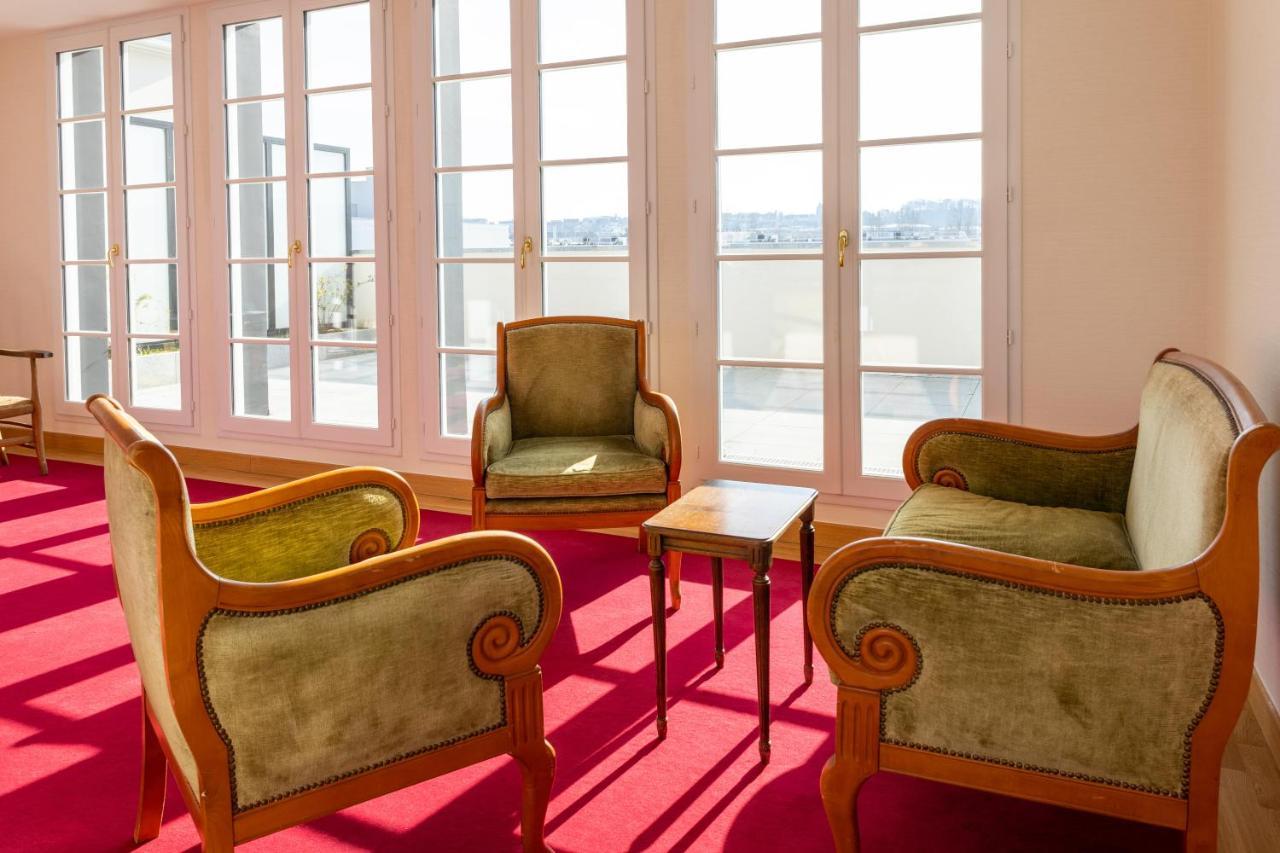 Villa Medicis Versailles Saint-Cyr-lʼÉcole Extérieur photo